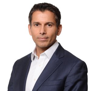 professional_LinkedIn_profile_photographer_London-300×300